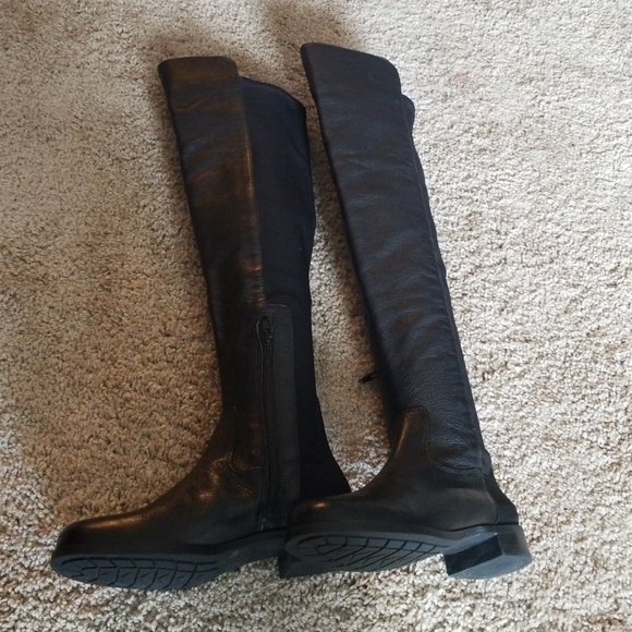 Antonio Melani leather knee high boots size 5.5. - Picture 3 of 6